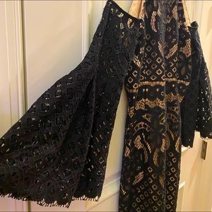 BARDOT Dress | Lace Bell Sleeve Cocktail | Black | L